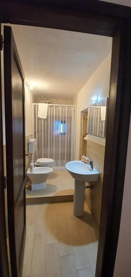 Le meraviglie del lungomare Villa Syracuse